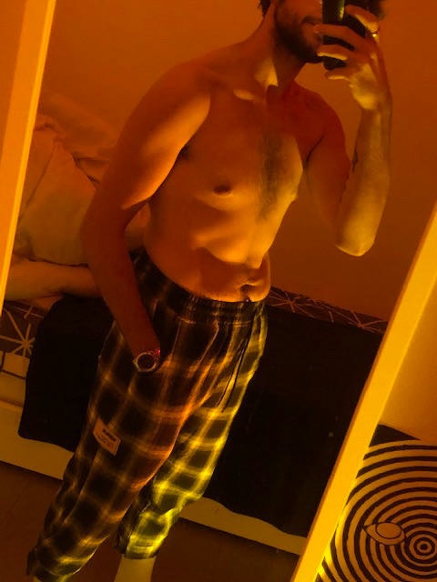 Profil de Arno, 20 ans, Plan Cul à Buwayţ