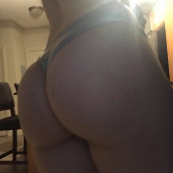 Profil de Barberine, 23 ans, Plan Cul à Qabr as Samlūsīyah