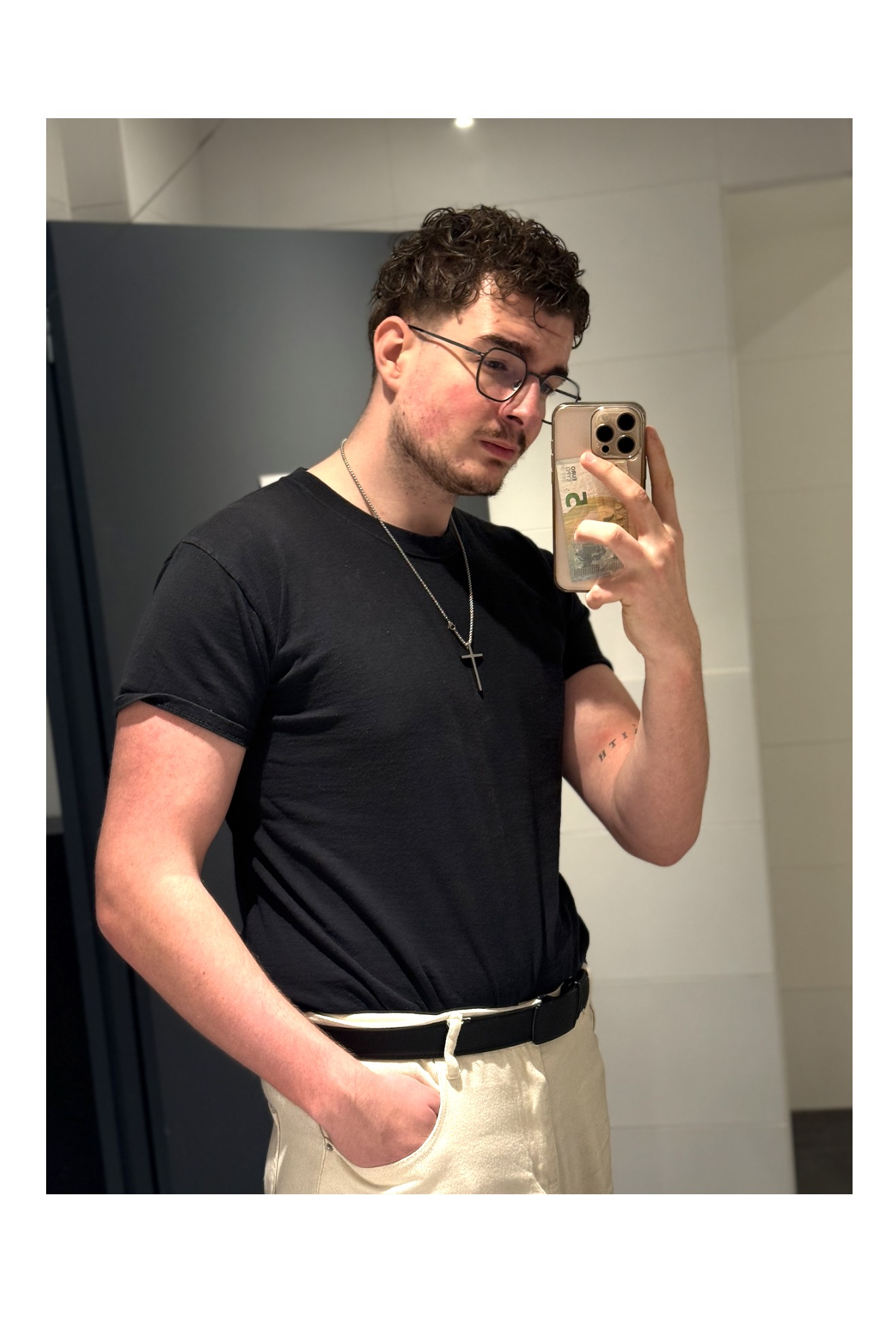 Profil de Jany, 23 ans, Plan Cul à Qabr Ḩamīd