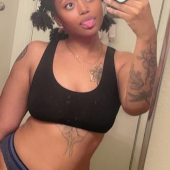 Profil de Fleurianne, 26 ans, Plan Cul à Qārat Zughaylīn