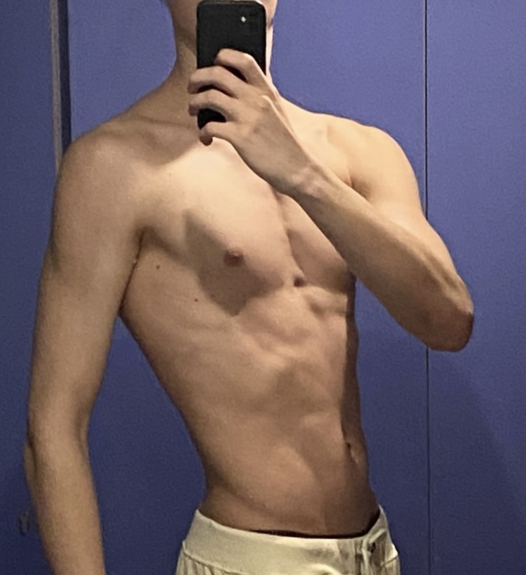 Profil de Nico, 24 ans, Plan Cul à Naqādah