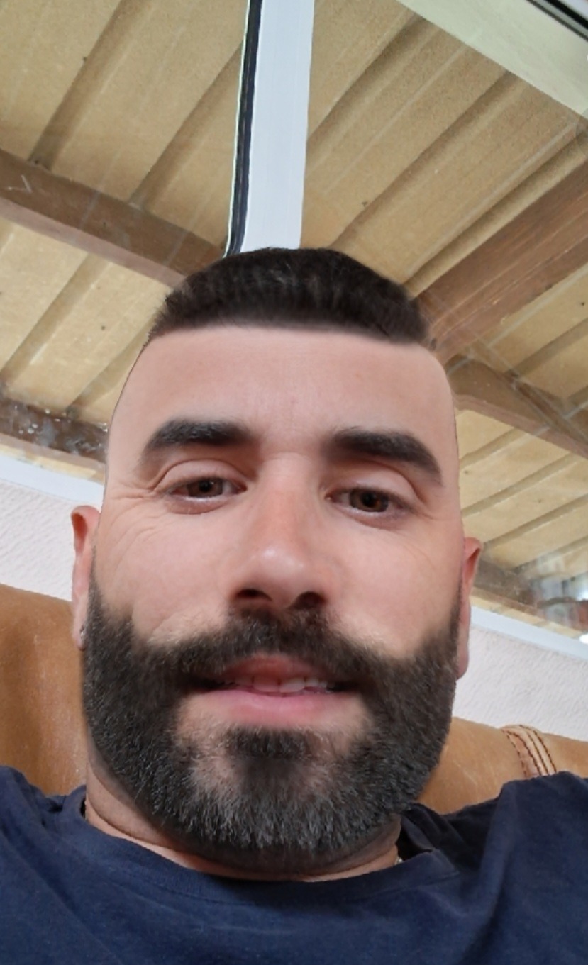 Profil de Abdeldjalil, 40 ans, Plan Cul à Al Bayyāḑīyah