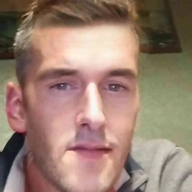 Profil de Abde, 35 ans, Plan Cul à Ghadir