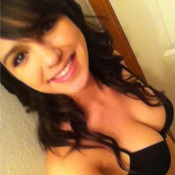 Profil de Hnia, 27 ans, Plan Cul à Qulubbā