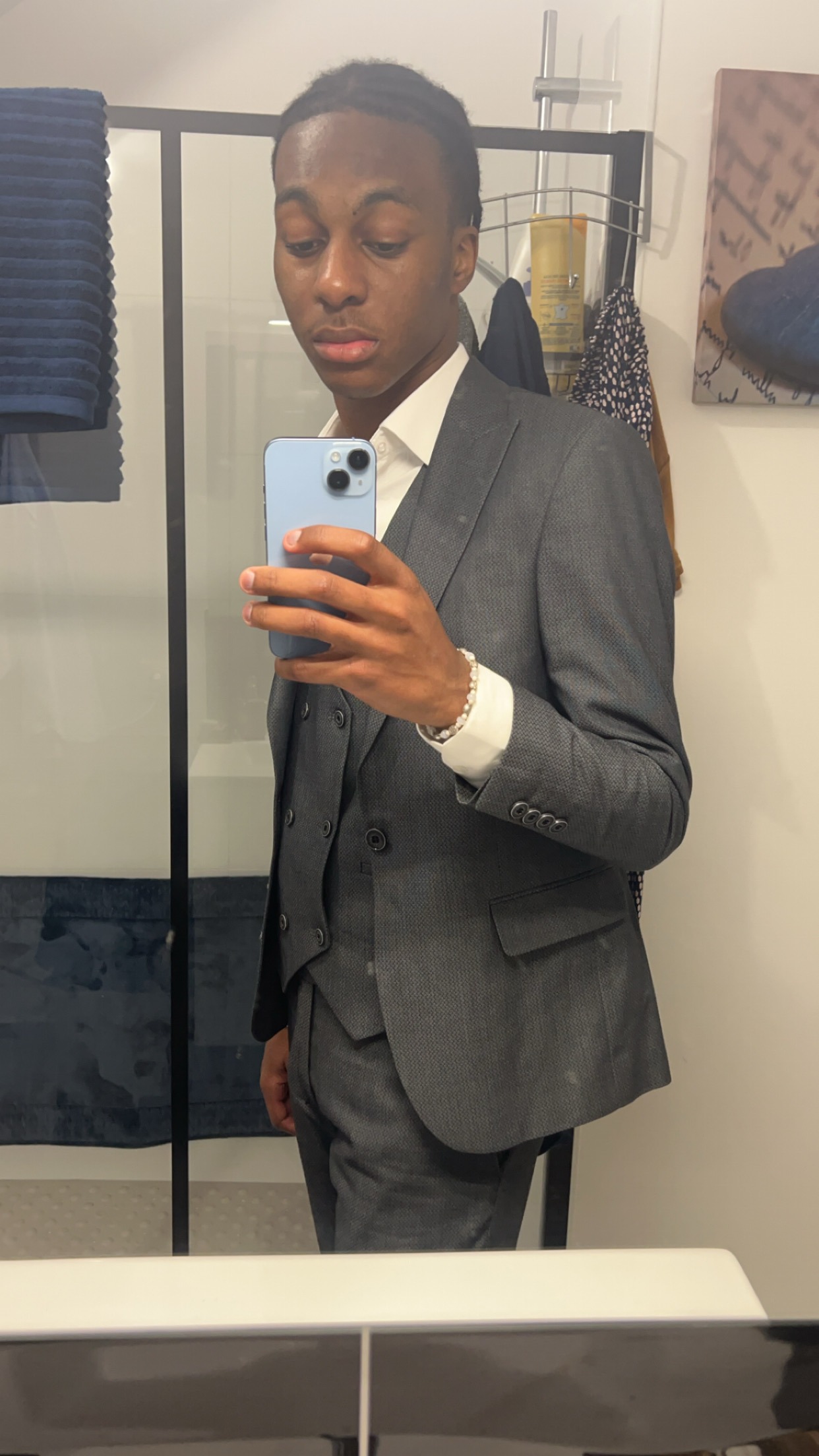 Profil de Altan, 21 ans, Plan Cul à Jabal Ḩamām