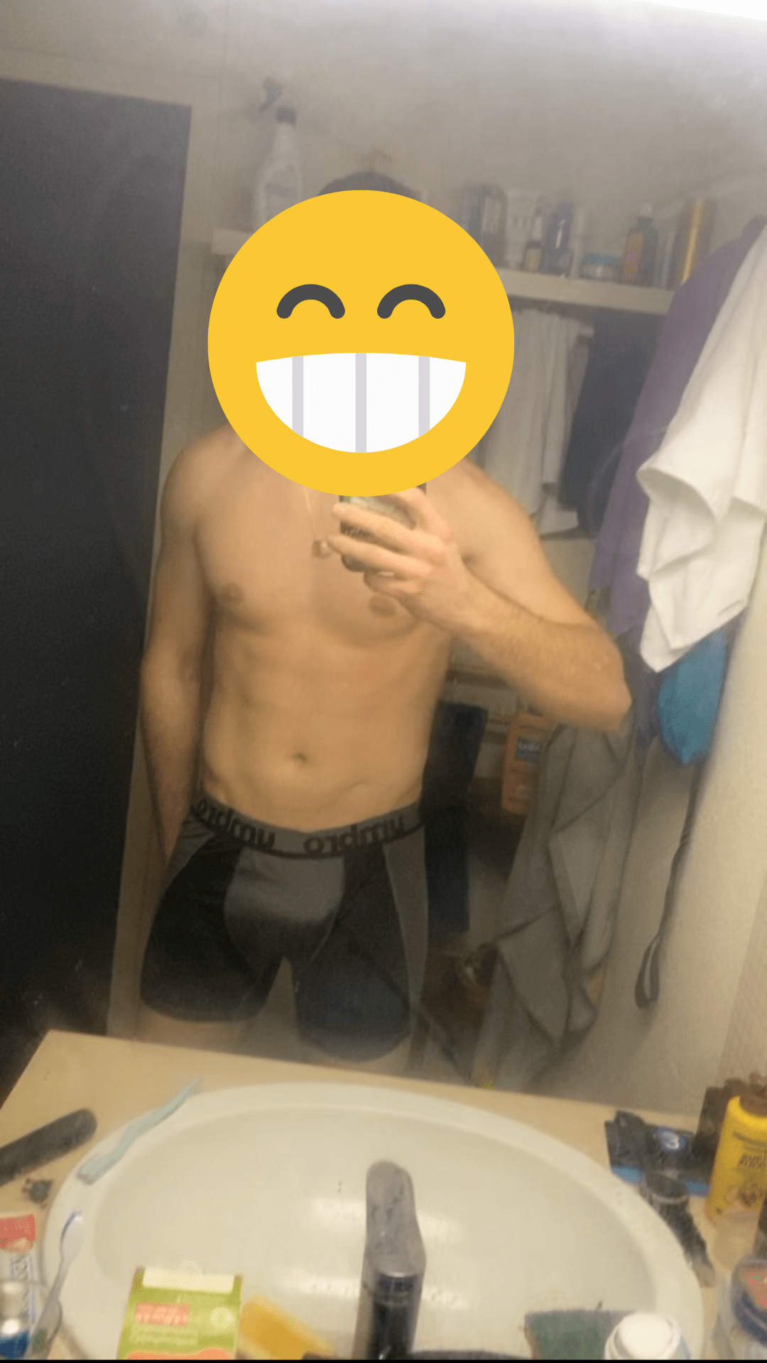 Profil de Gilbert, 23 ans, Plan Cul à Kawm Umbū