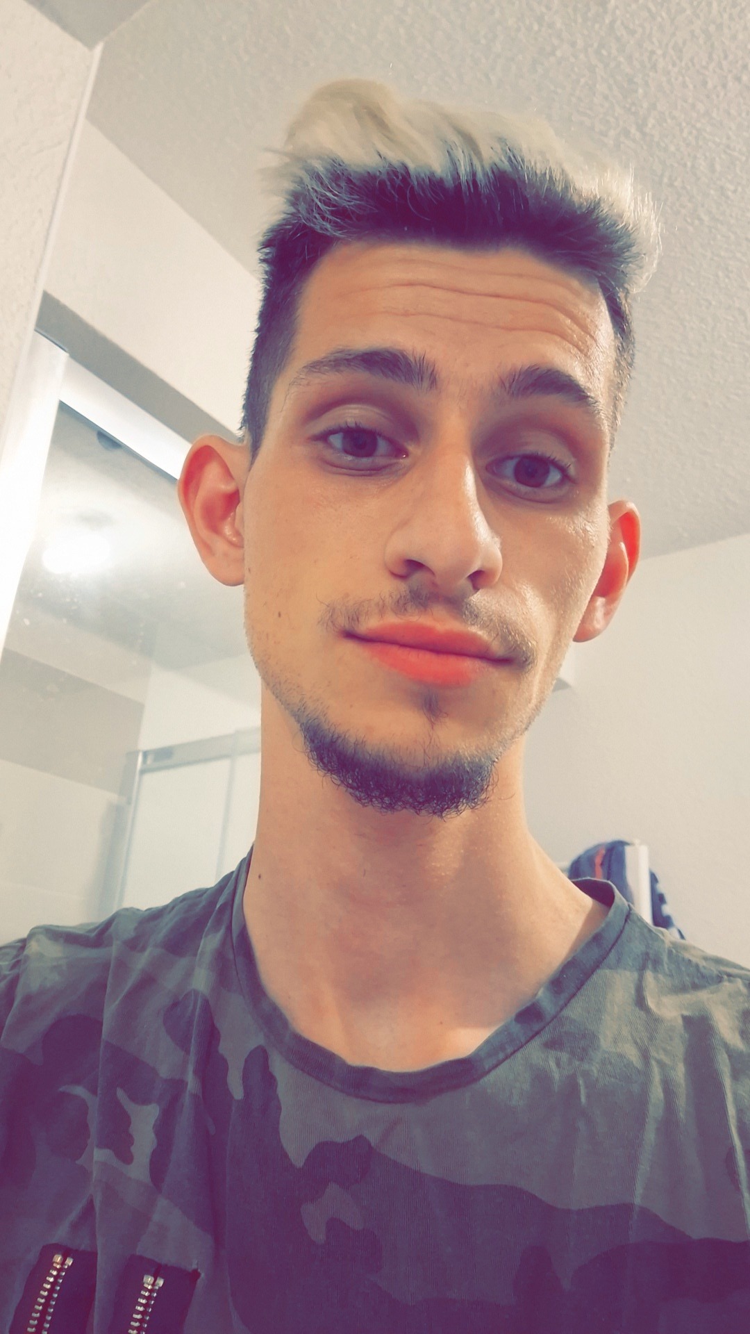 Profil de Bouabdallah, 26 ans, Plan Cul à Al Aqādimah