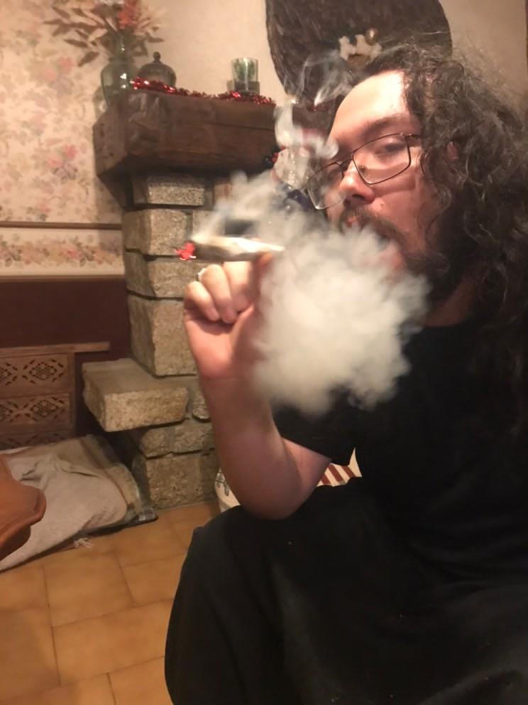 Profil de Ihsan, 18 ans, Plan Cul à Kamshīsh