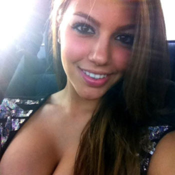 Profil de Chrislene, 28 ans, Plan Cul à Ḩamrat Dūm