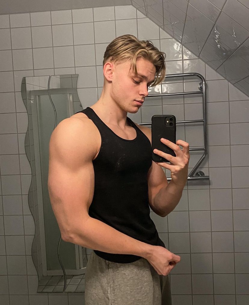 Profil de Bilale, 21 ans, Plan Cul à ‘Izbat Muţāwi‘