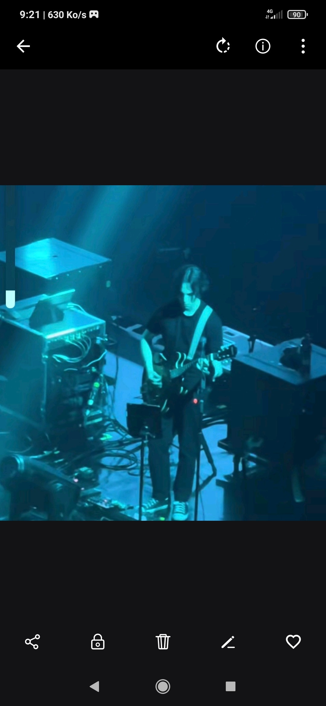 Profil de Yahnis, 20 ans, Plan Cul à Al Khaḑrah