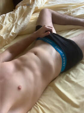 Profil de Ymed, 31 ans, Plan Cul à Maydān Laz̧ūghlī