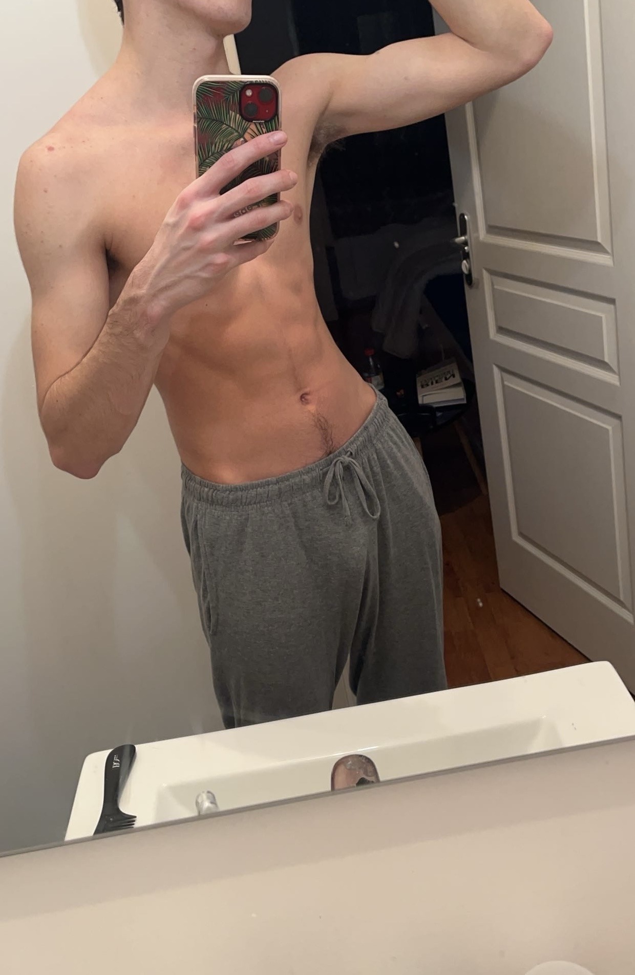 Profil de Djeff, 24 ans, Plan Cul à Sīdī Muţāwi‘