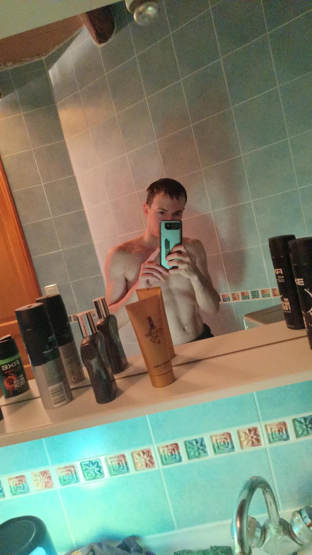 Profil de Michel-ange, 26 ans, Plan Cul à Al Qārah