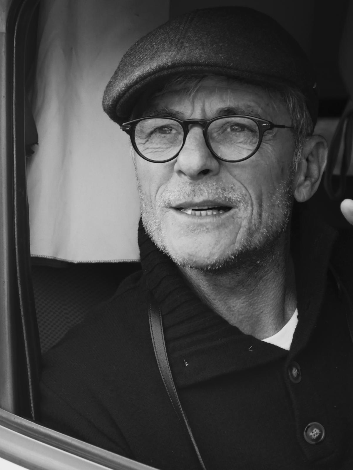 Profil de Mikis, 55 ans, Plan Cul à Ra’s al ‘Abd